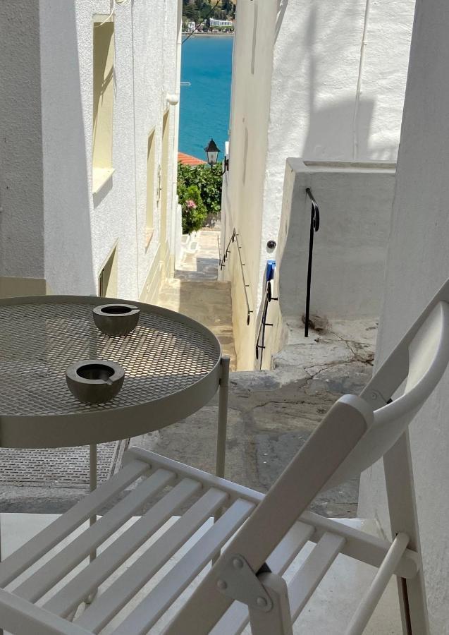 Ευημερία Apartment Andros Town Bagian luar foto